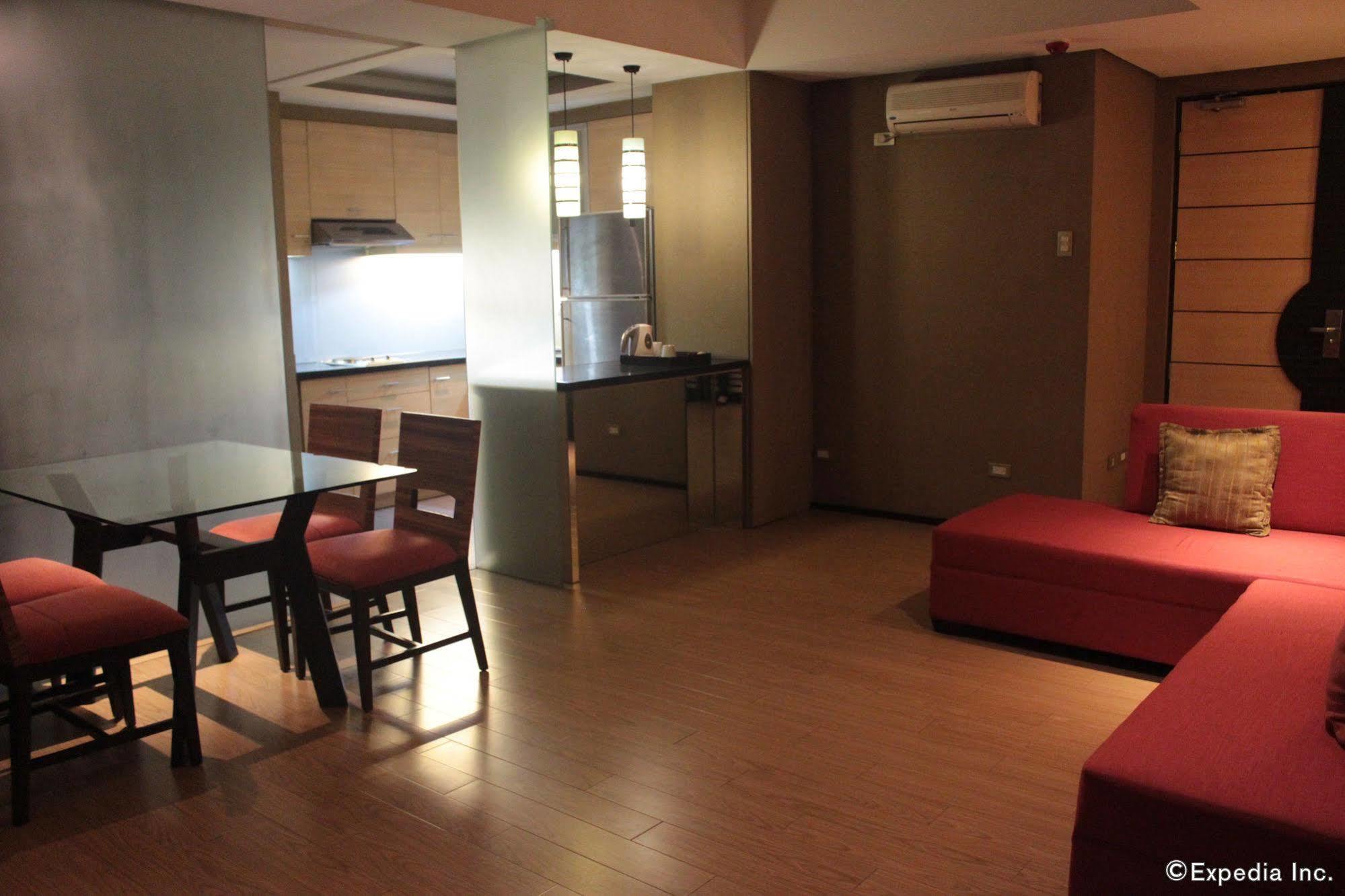索莱斯特套房酒店-非隔离酒店 奎松市 外观 照片